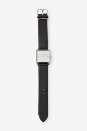 12.04 Reloj