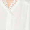 Blusa Estela en crepé liso con bordado inglés Blusa Estela en crepé liso con bordado inglés