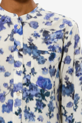 Blusa Rusak de seda con estampado de rosas Blusa Rusak de seda con estampado de rosas