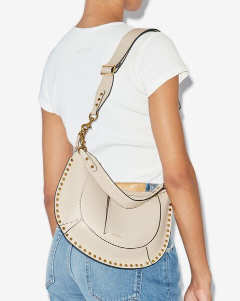 Bolso de piel con tachuelas Naoko Bolso de piel con tachuelas Naoko