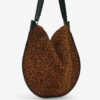 Bolso Oskan Hobo de piel de becerro suave estampada Bolso Oskan Hobo de piel de becerro suave estampada