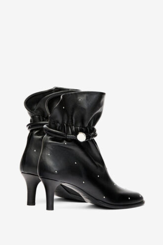 Botines de piel con tachuelas Forla