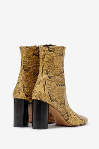 Botines de piel suave con tacón alto Botines de piel suave con tacón alto