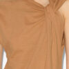 Camiseta asimétrica de Nayda Camiseta asimétrica de Nayda