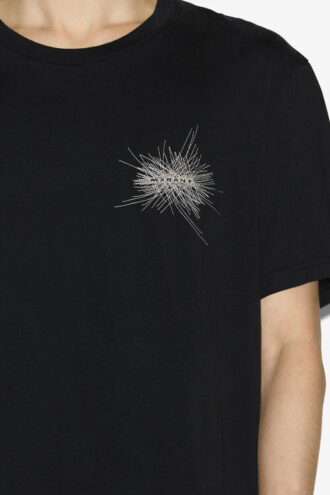 Camiseta Honore con logotipo bordado