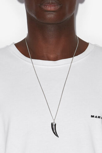 Collar con colgante de cuerno largo Maji