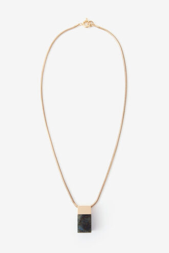 Collar largo Avery con colgante de piedra