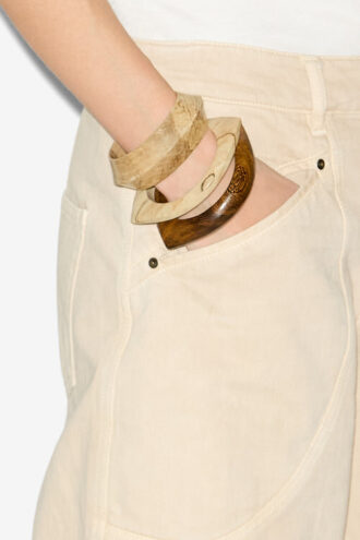 Conjunto de pulseras de madera
