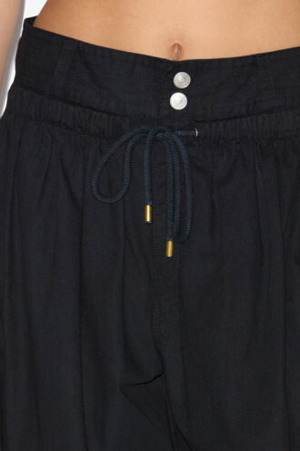 Pantalones holgados fruncidos Inaya