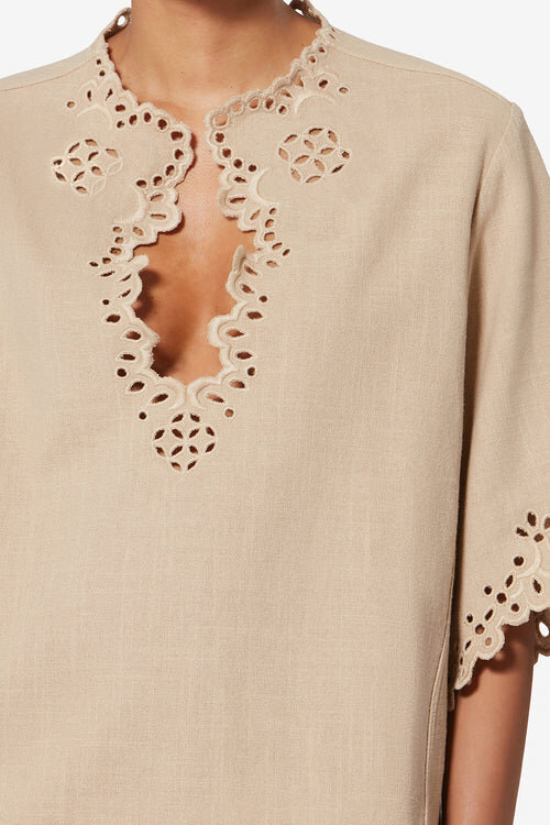 Top de algodón calado estilo túnica Shana Top de algodón calado estilo túnica Shana
